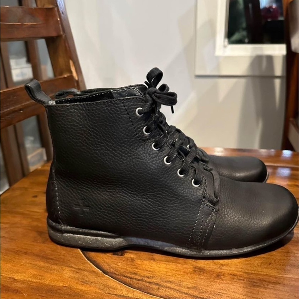 Dr.Martens black leather Ankle boot Ladies 10 Men’s 9